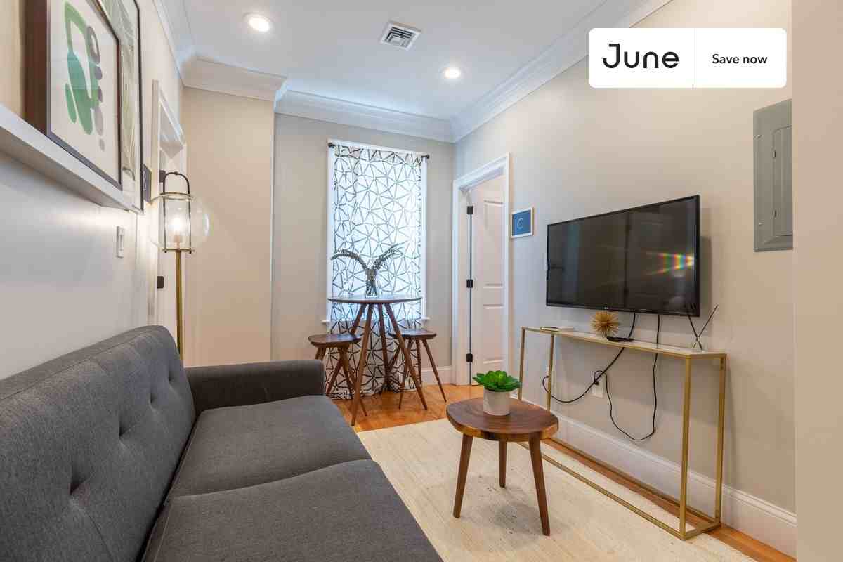 33 N Margin St - Photo 4 of 22