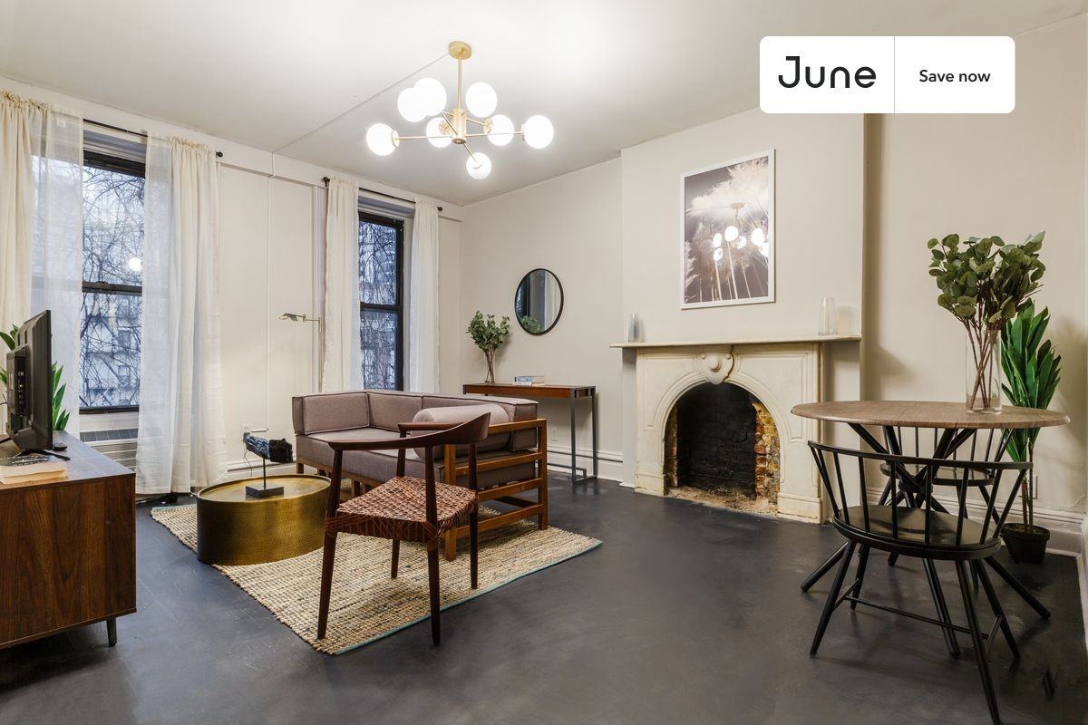 334 W 46th St #3F - Photo 5 of 11