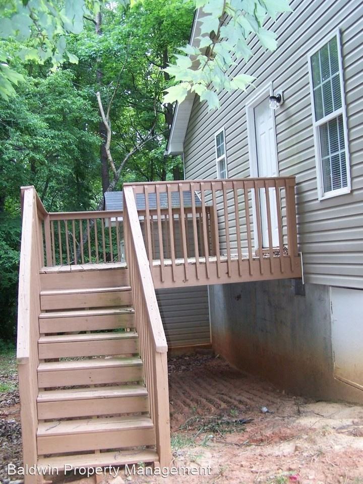 1708 Luna Ln - Photo 2 of 2