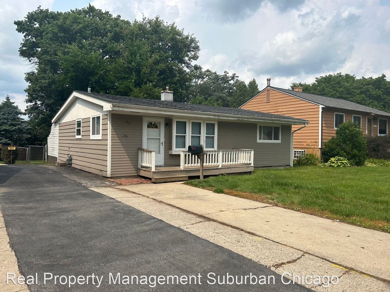 326 Allanson Rd - Photo 2 of 12