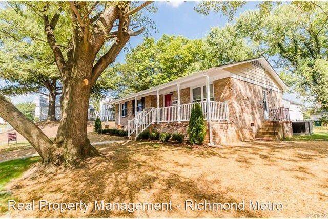 1113 Eggleston St - Photo 2 of 26