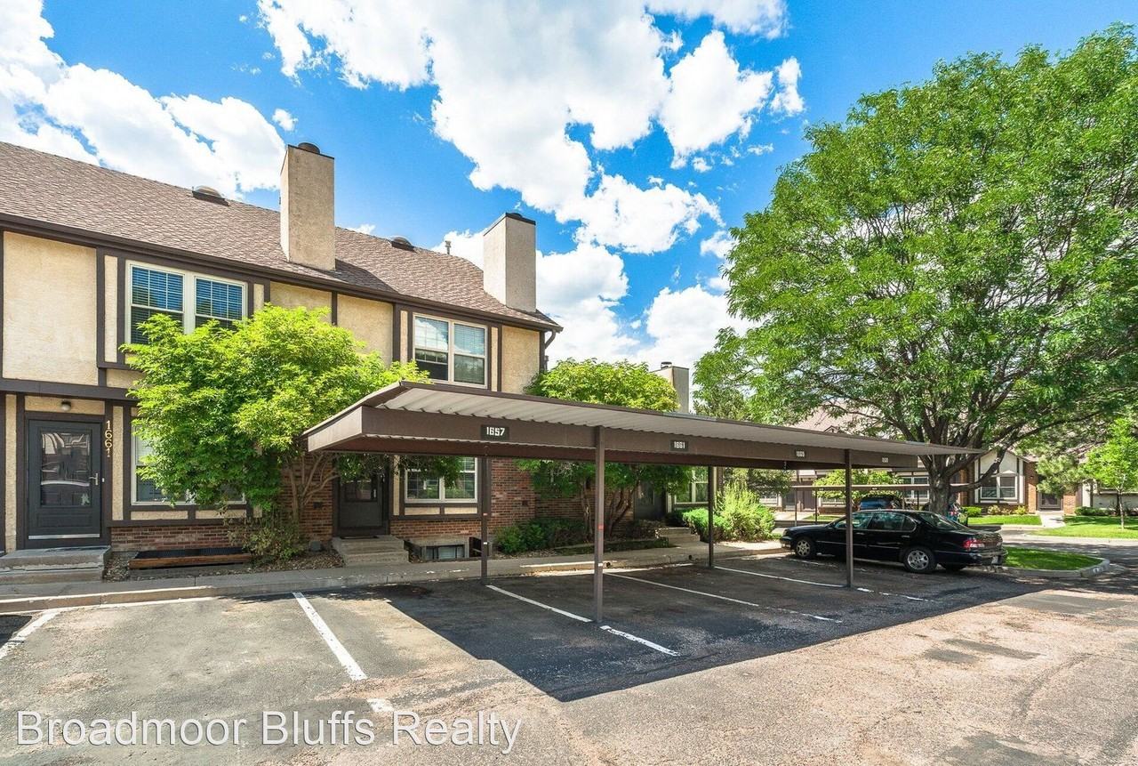 1661 Maitland Ct - Photo 2 of 28