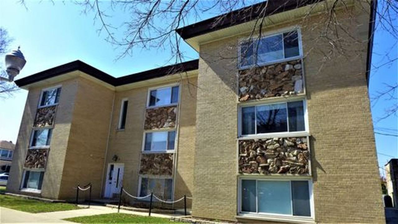 4500-10 N. Long - Photo 3 of 19