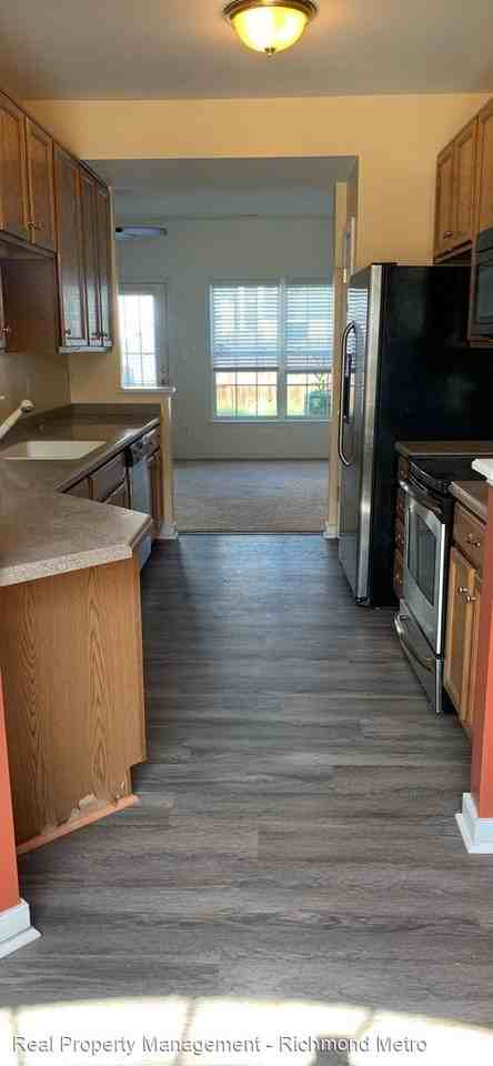 1121 Grand Brook Dr - Photo 2 of 19