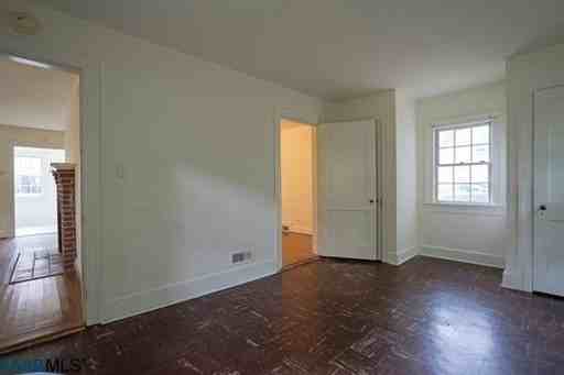 315 Montebello Cir - Photo 3 of 11