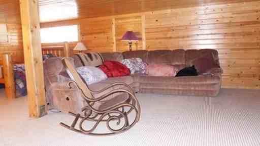 6484 Combe Rd - Photo 2 of 13