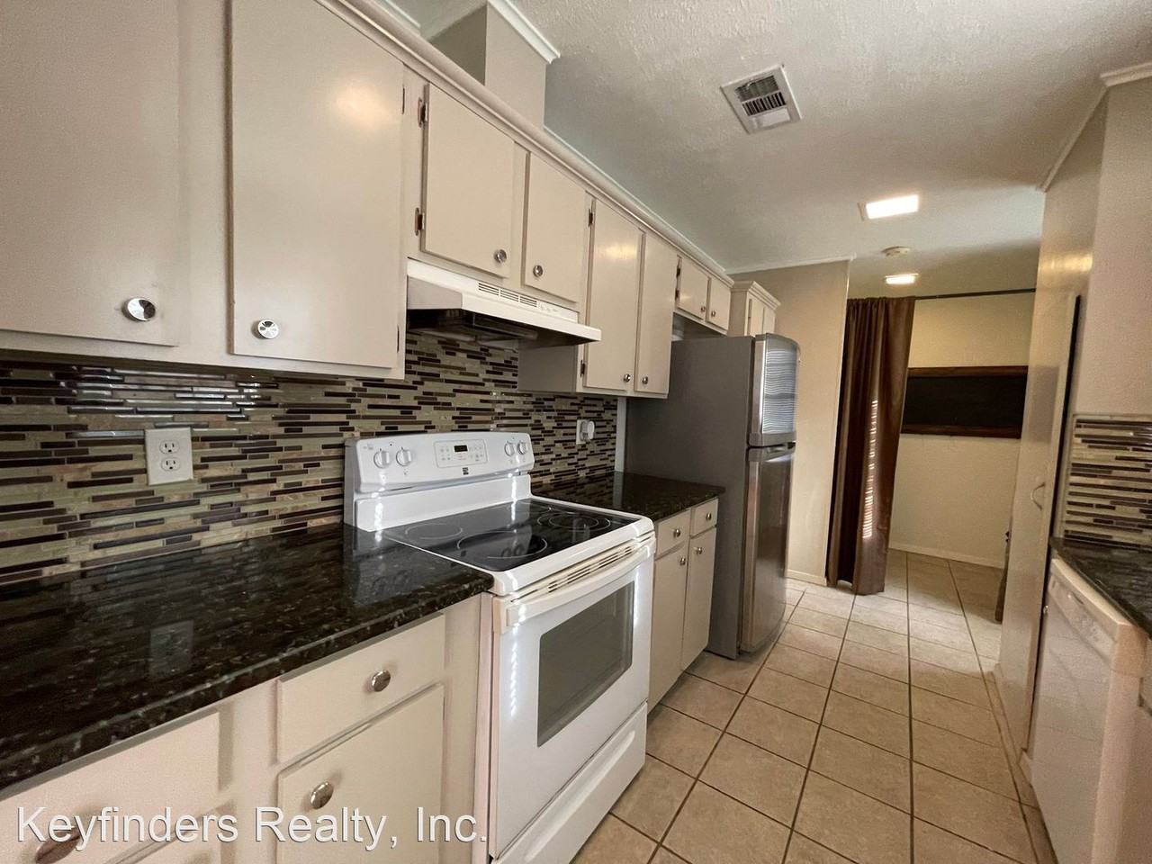 6248 Sevenoaks Ave - Photo 3 of 17