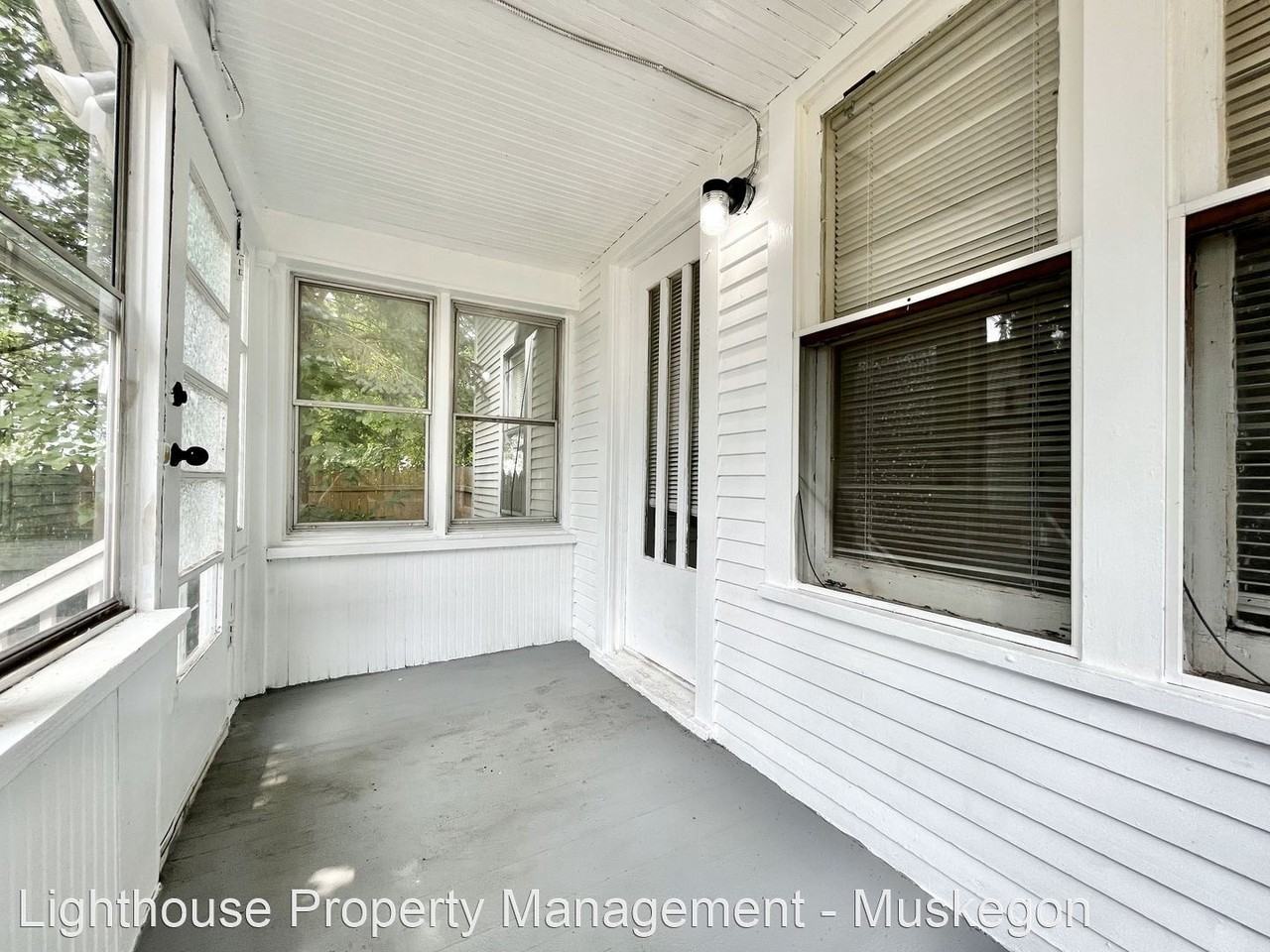 90/94 Catherine - Photo 2 of 17