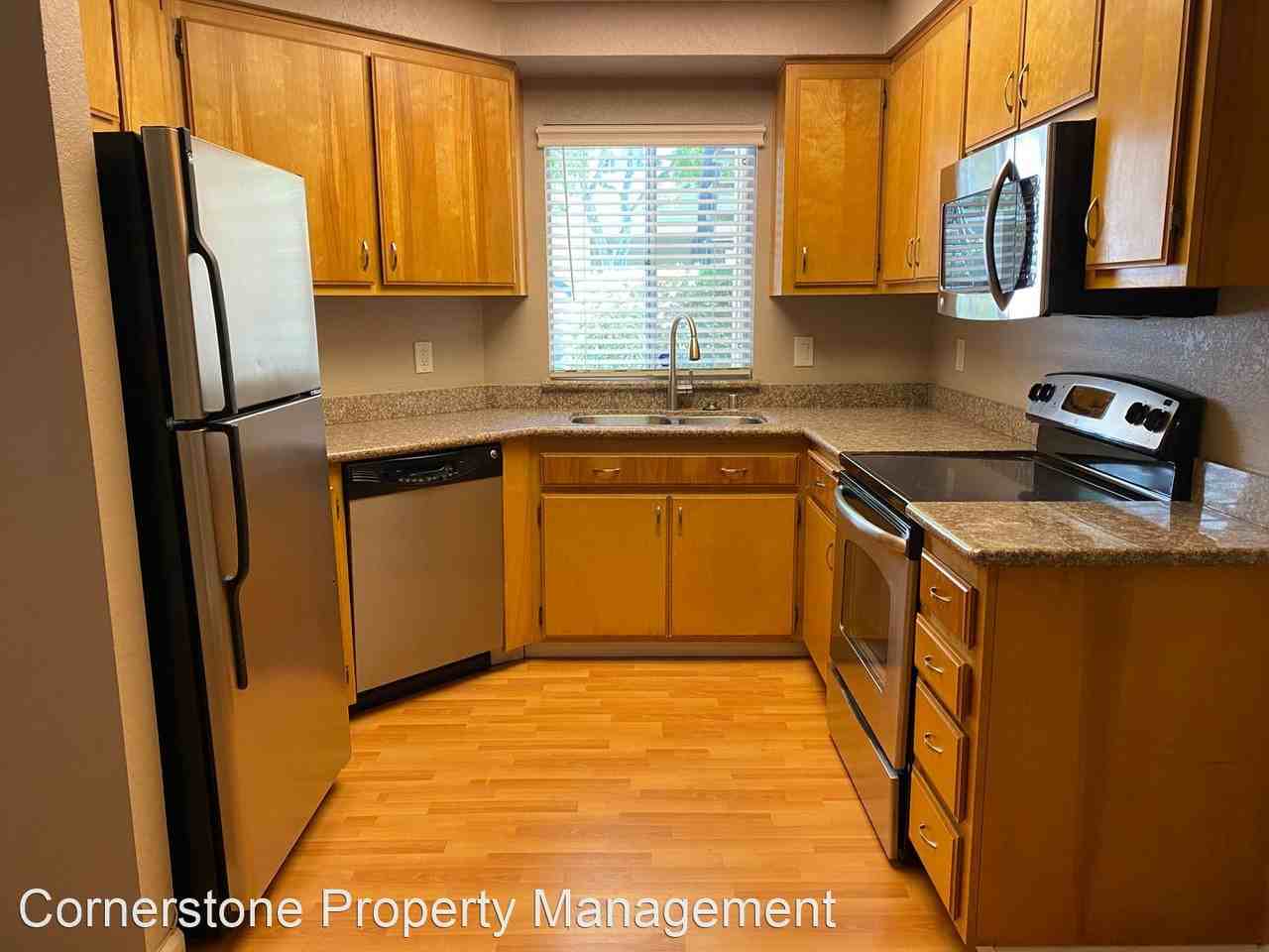 1120 Cedar Gables Dr - Photo 2 of 11