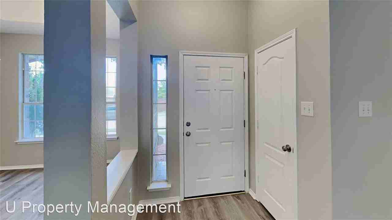 6625 Winston Dr - Photo 2 of 19