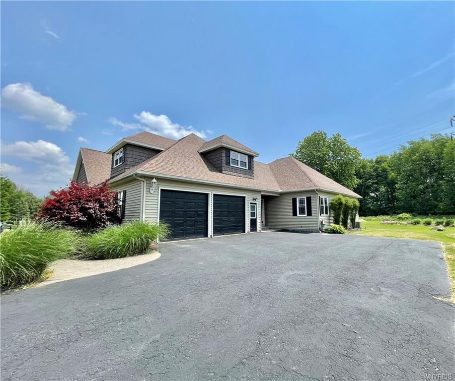 43 Edgewood Dr - Photo 2 of 22