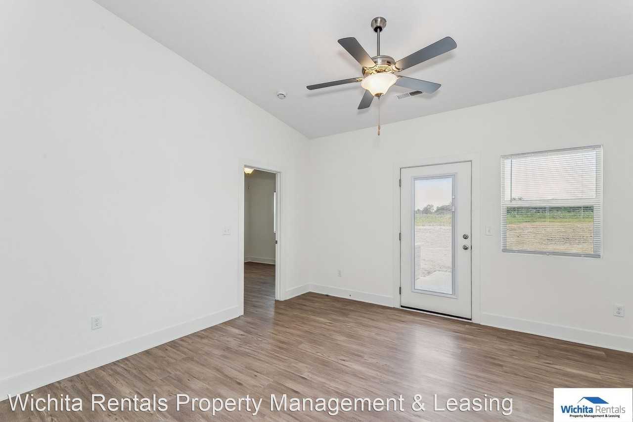 1753 - 1755 S. Hickory Creek Ct. - Photo 2 of 34