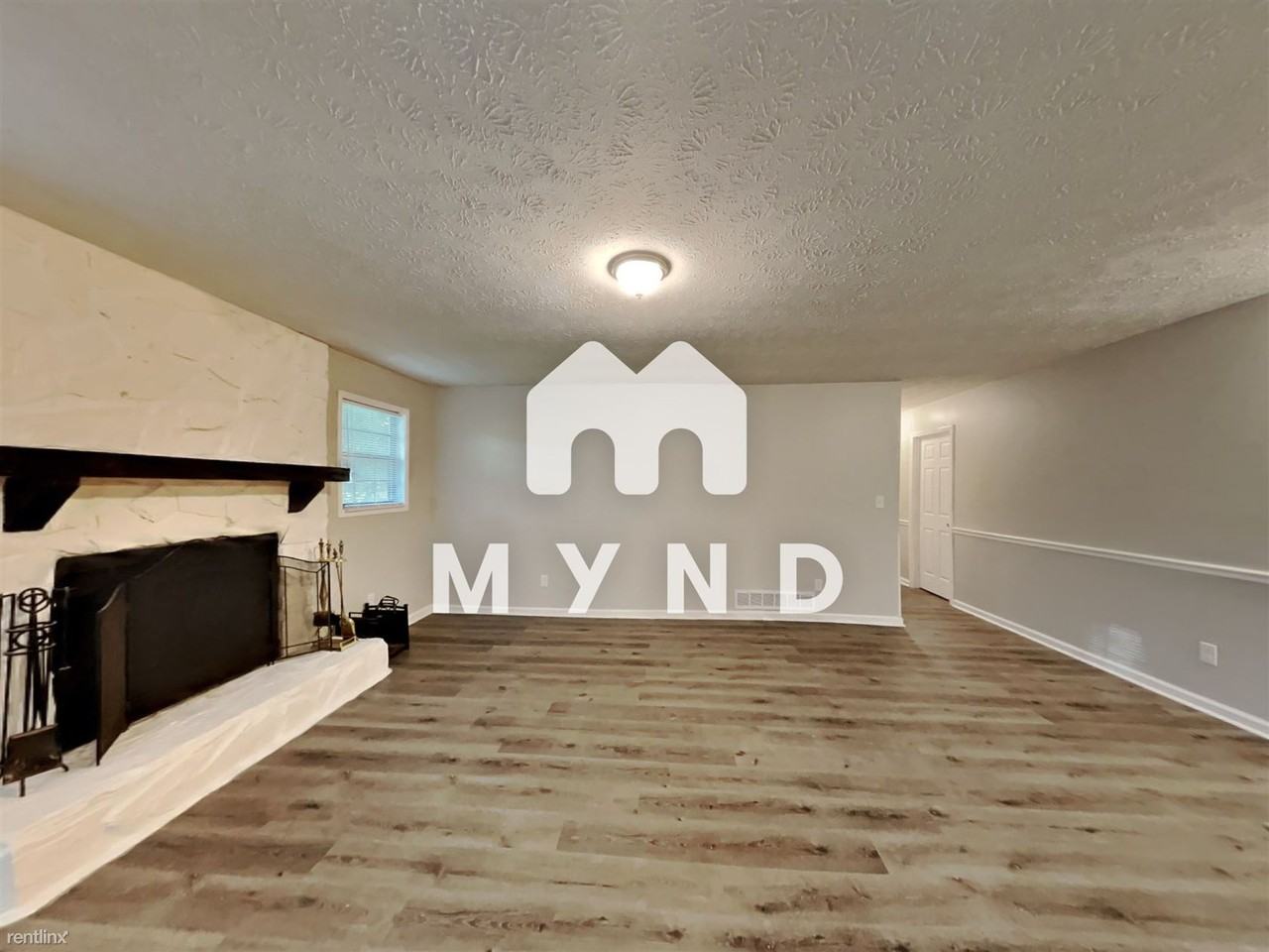 110 Lakeview Dr - Photo 3 of 20