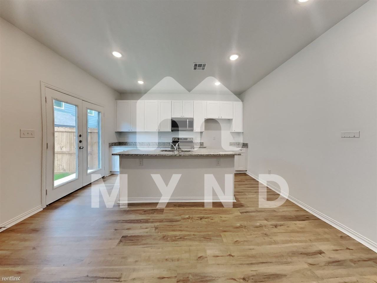 604 Briarwood Dr - Photo 2 of 19