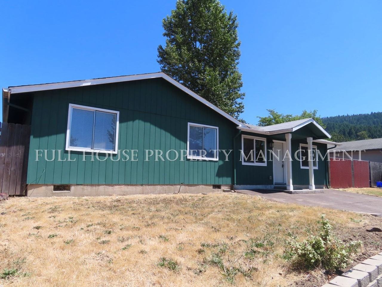 237 72nd St - Photo 3 of 36