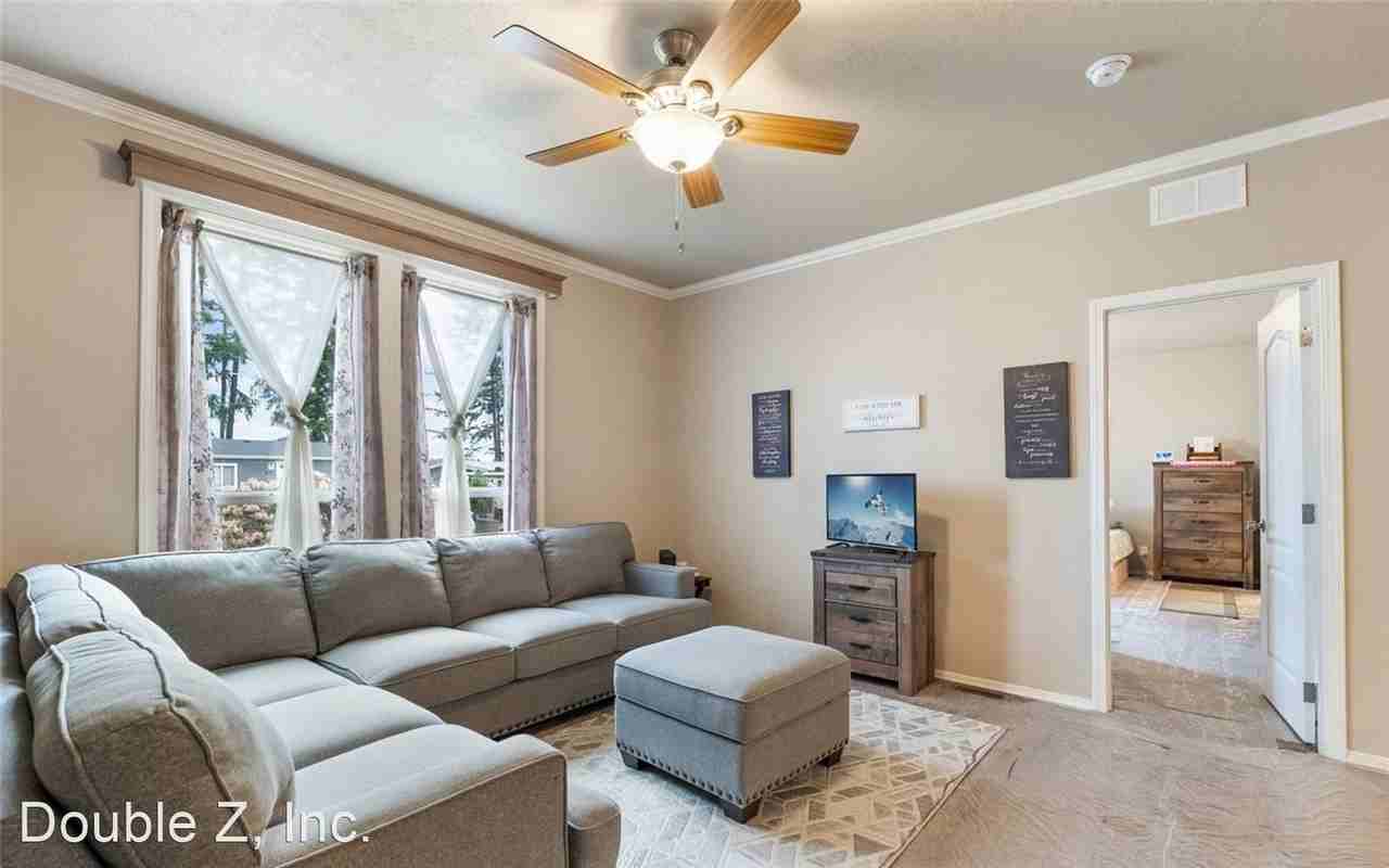 6506 197th St E - Photo 2 of 8