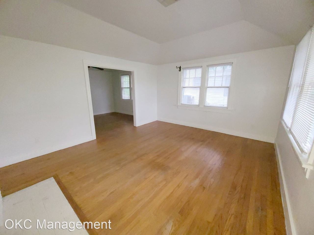 2502 Nw 18th St - Photo 2 of 12