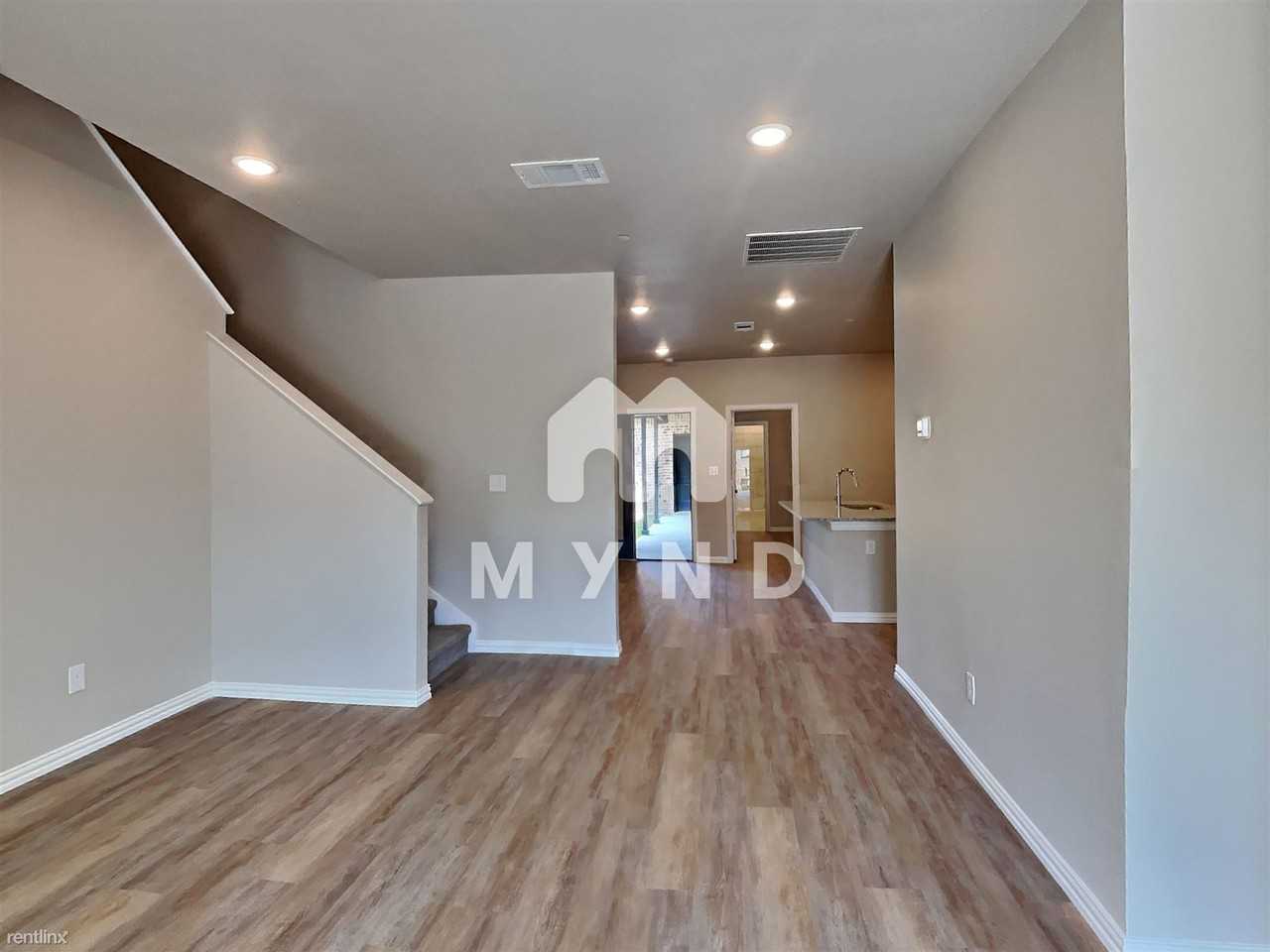 432 Willow Xing E - Photo 2 of 27