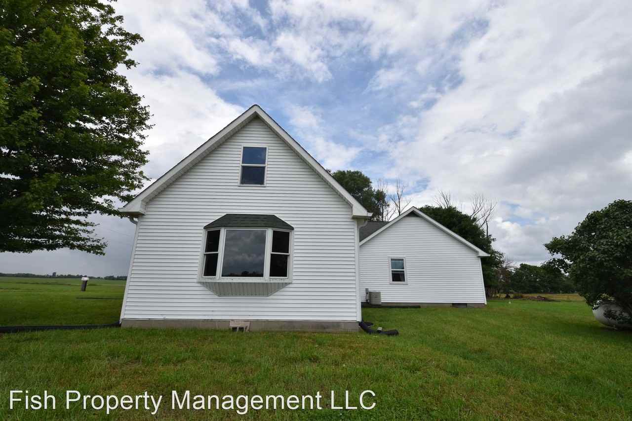 11430 N 980 W - Photo 2 of 23