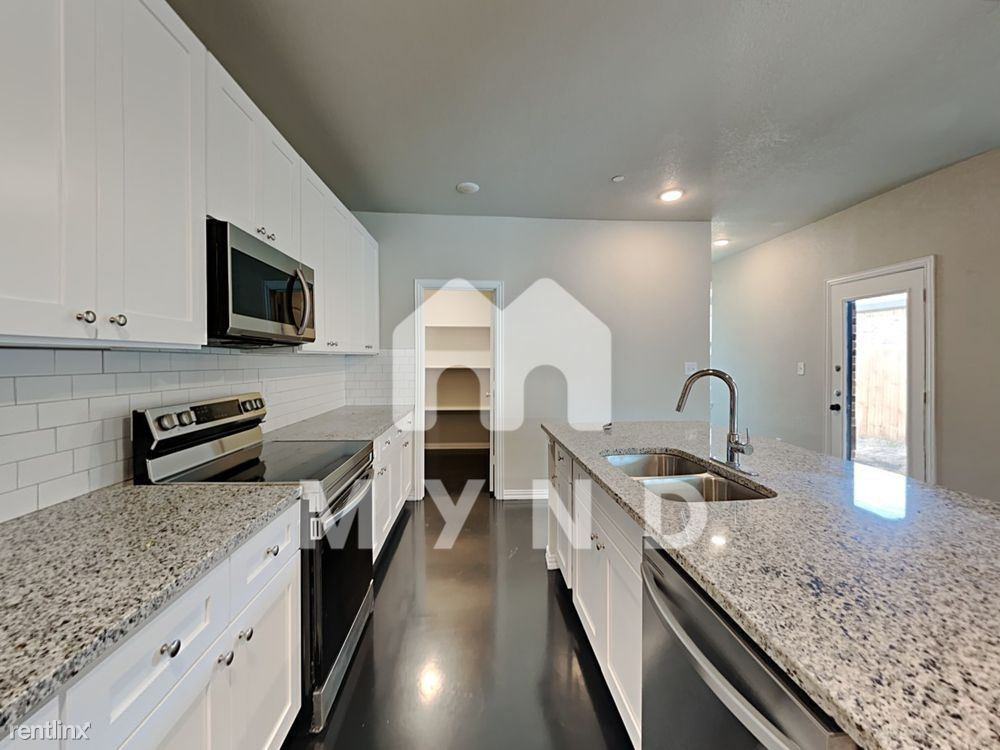 514 Willow Xing E - Photo 3 of 21