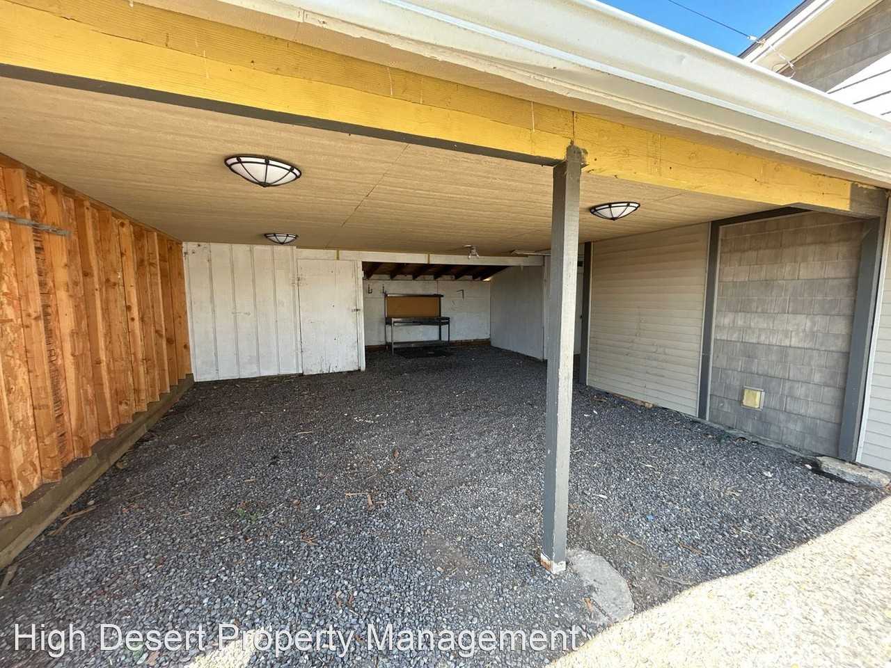 176 Nw Deschutes Dr - Photo 3 of 24