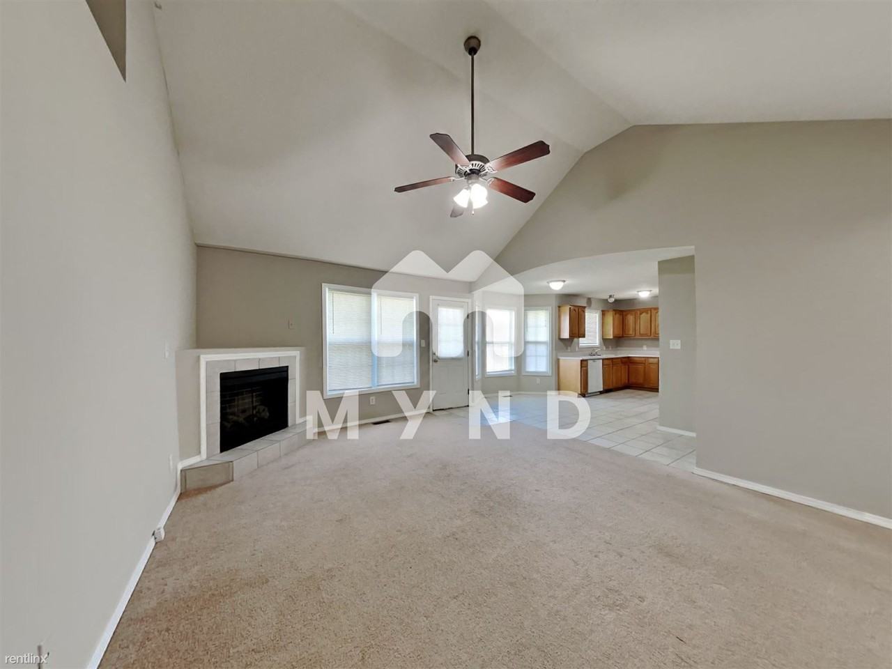 121 S Western - Photo 2 of 20