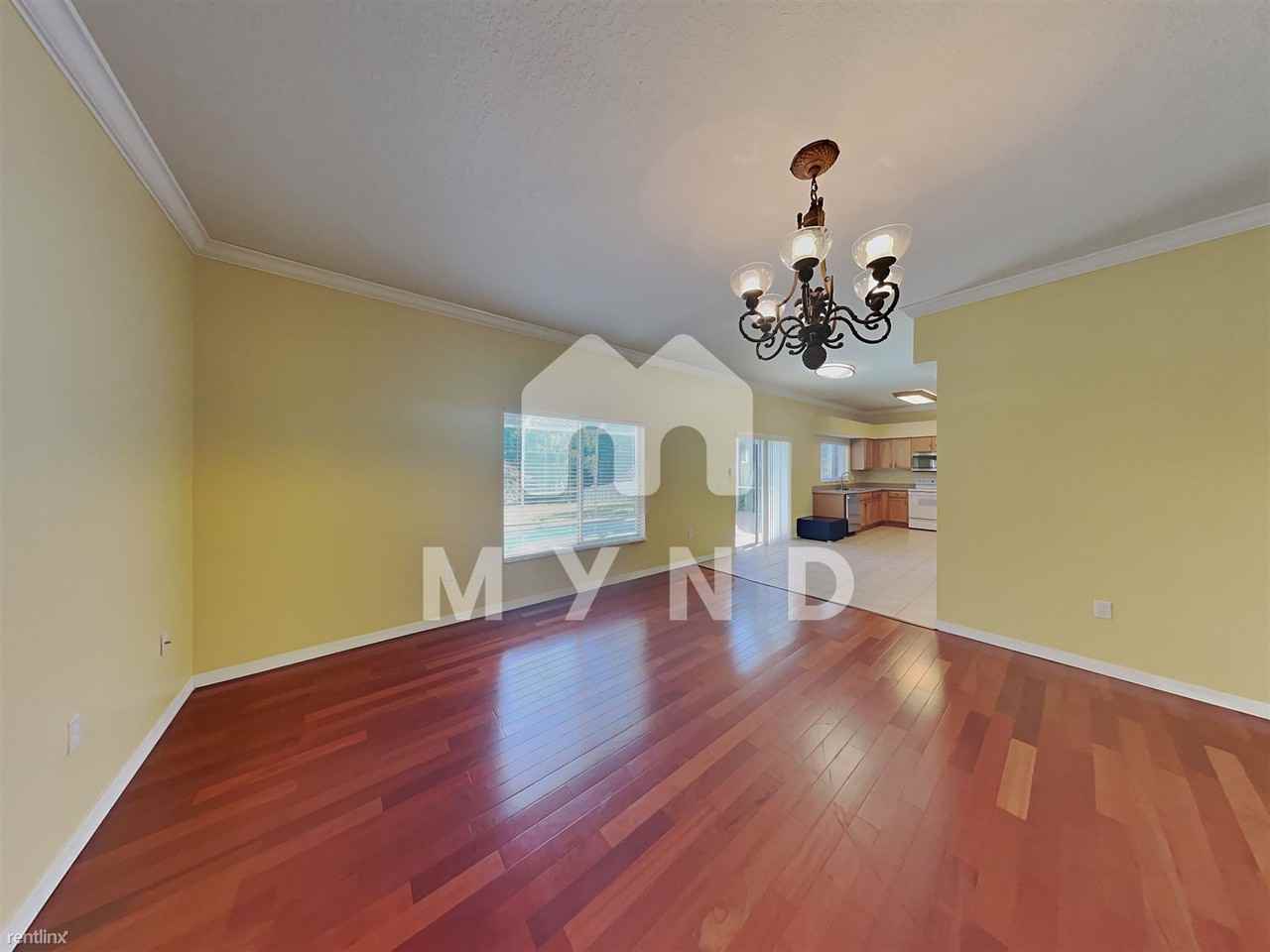 19343 Sandy Springs Cir - Photo 3 of 20