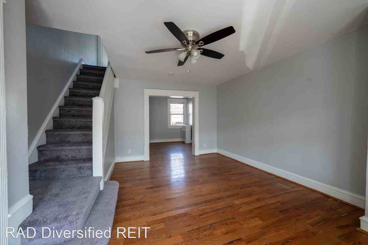 4038 Glendale St - Photo 2 of 13