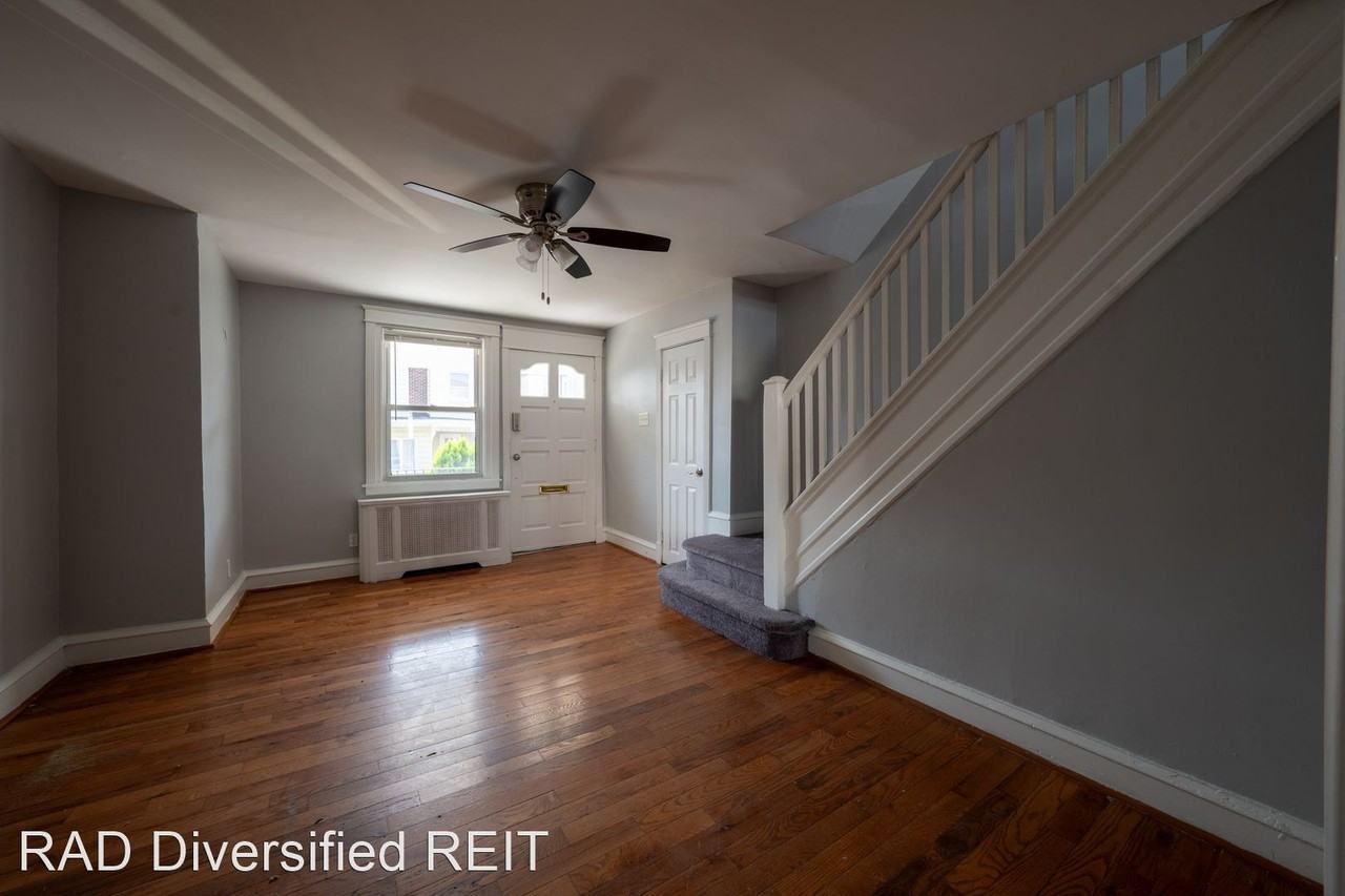 4038 Glendale St - Photo 3 of 13