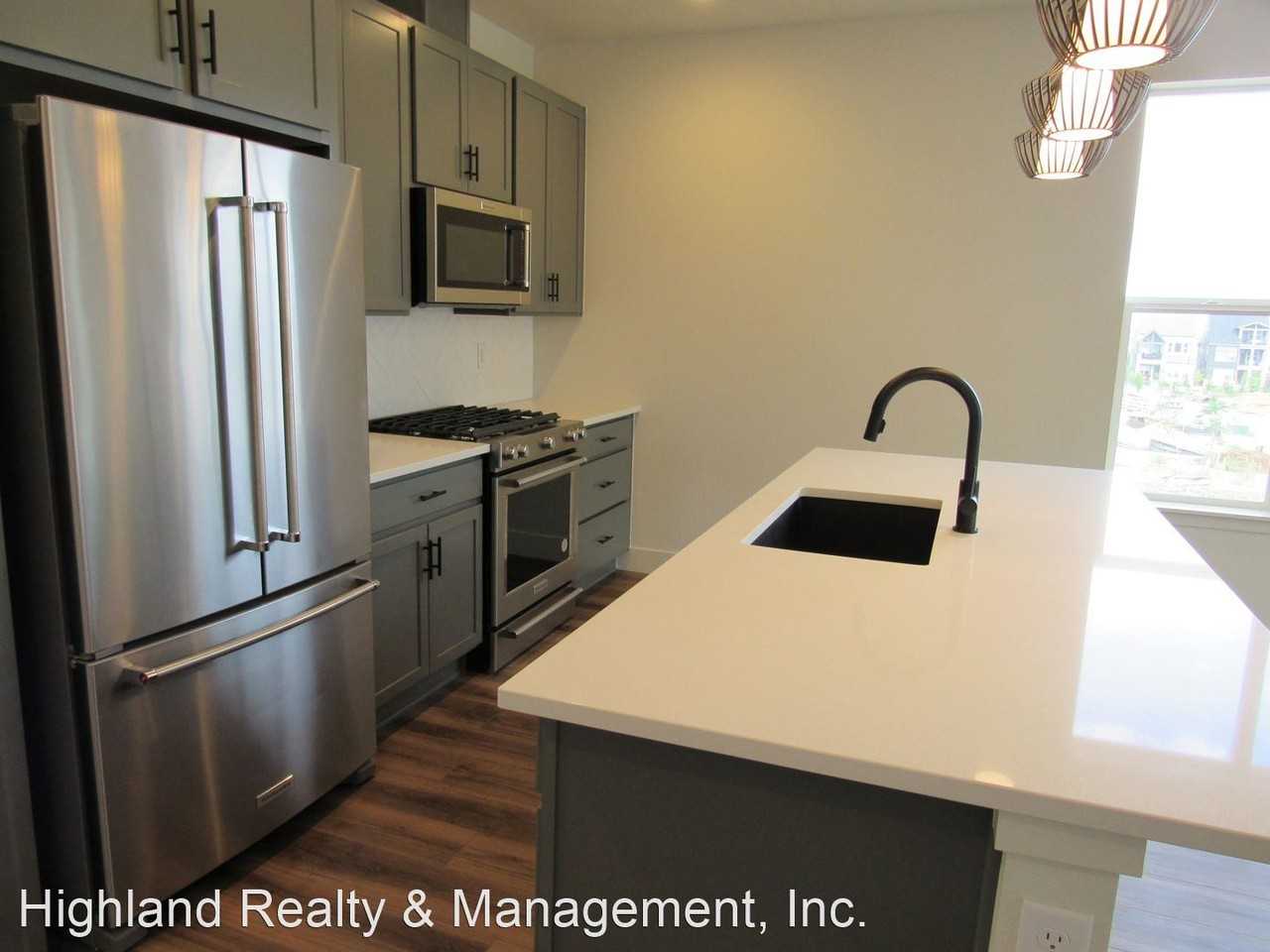 2711 W 167th Pl - Photo 2 of 25