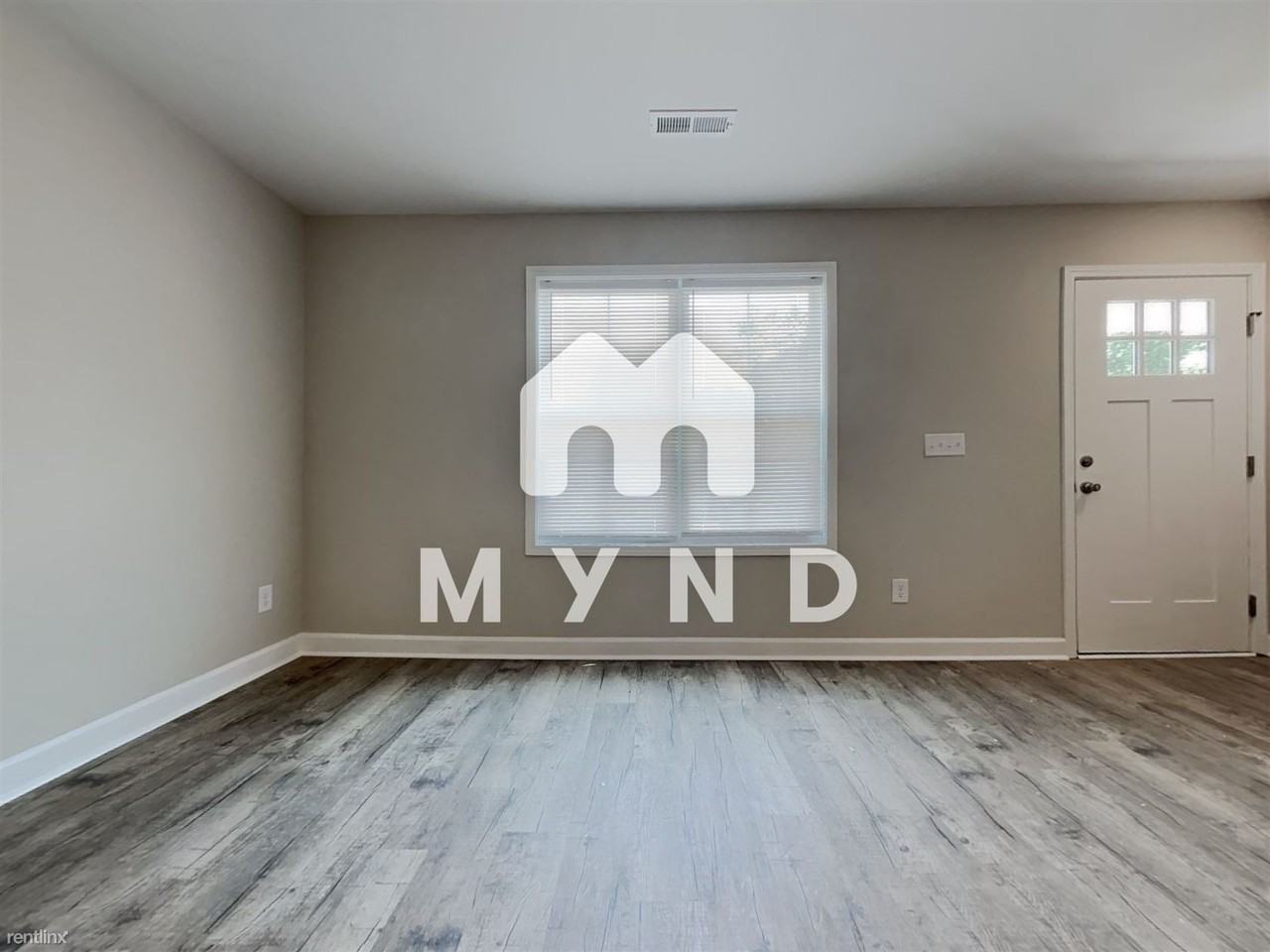 153 Mckinnon Ave Ne - Photo 2 of 25