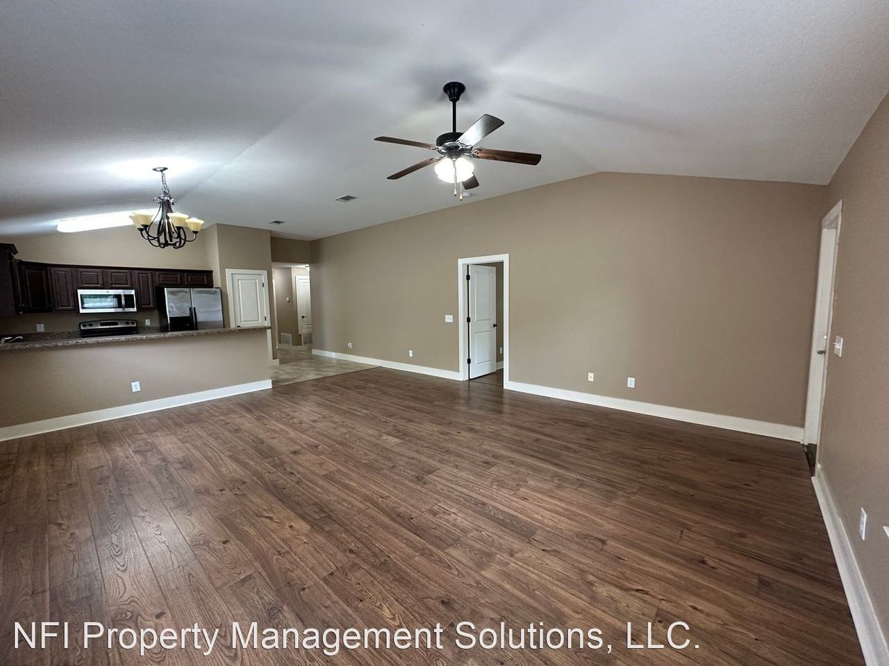 283 Cottage View Dr - Photo 2 of 21
