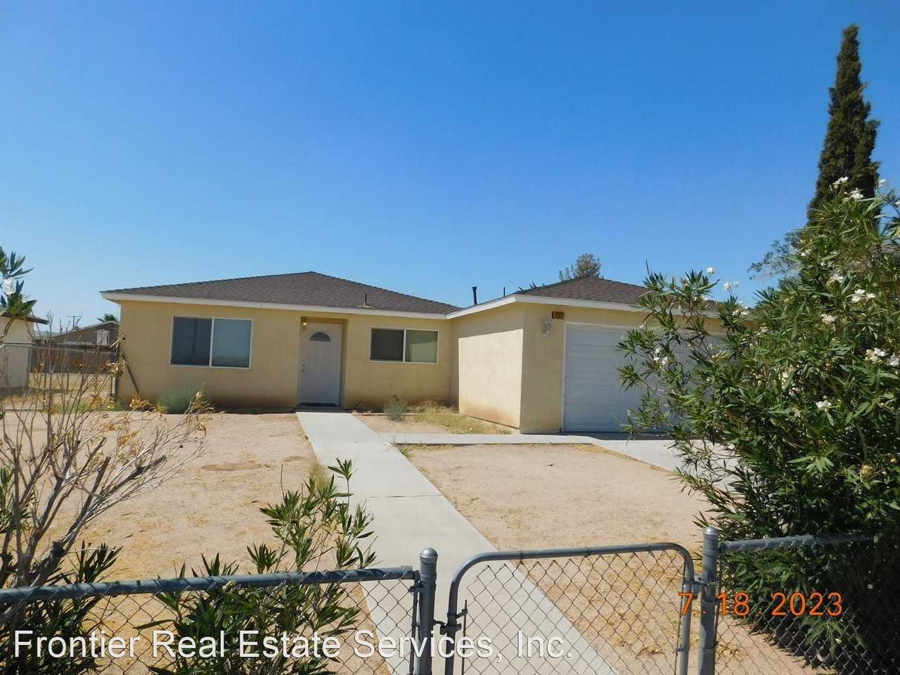 717 W Church Ave - Photo 2 of 19