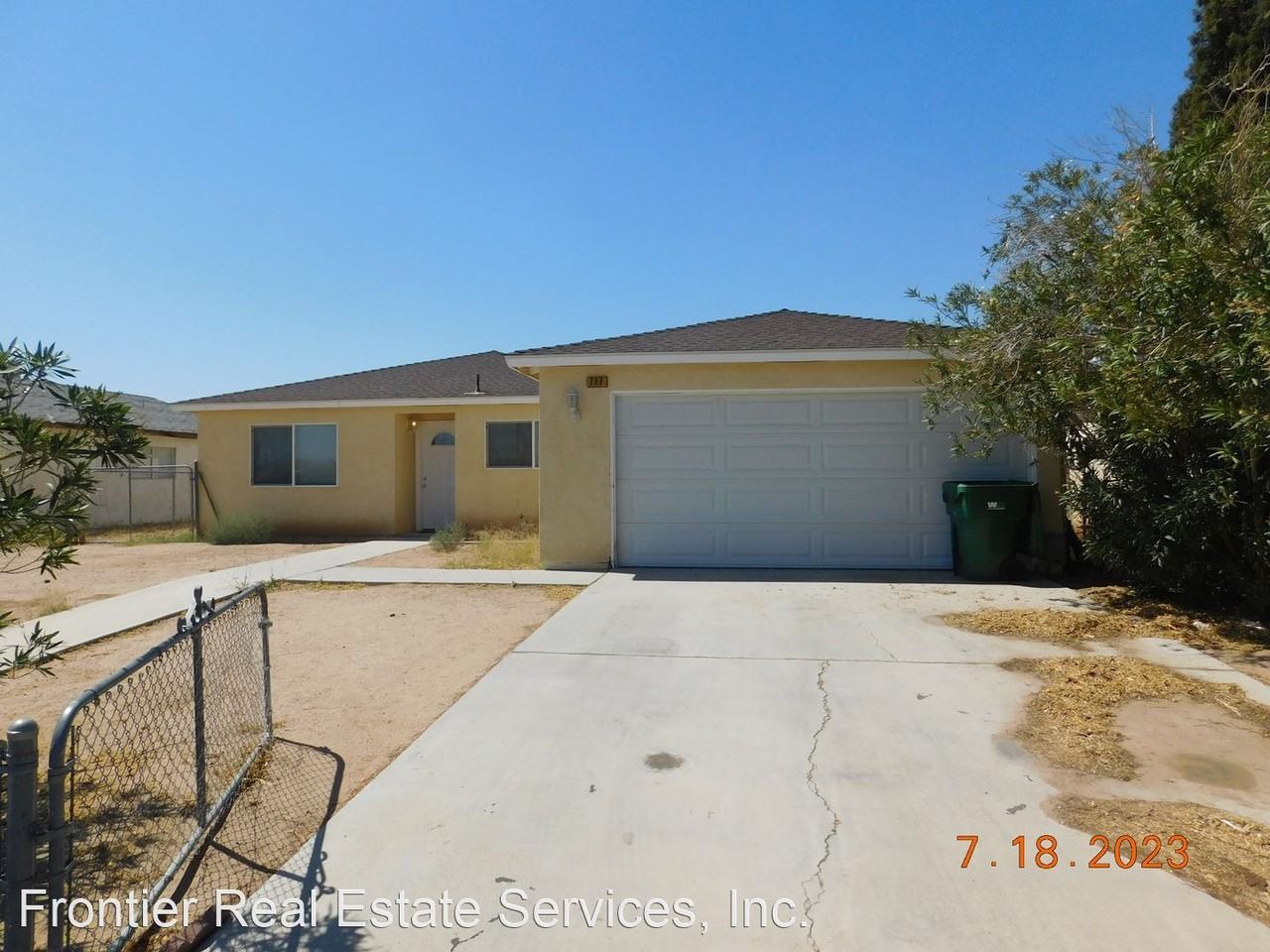 717 W Church Ave - Photo 3 of 19