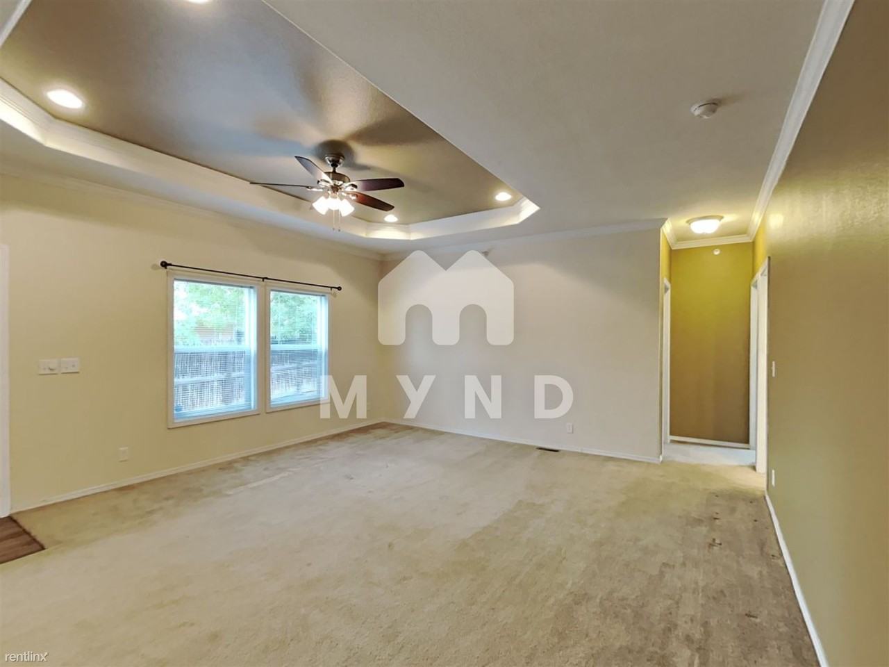 706 Iowa St - Photo 3 of 25