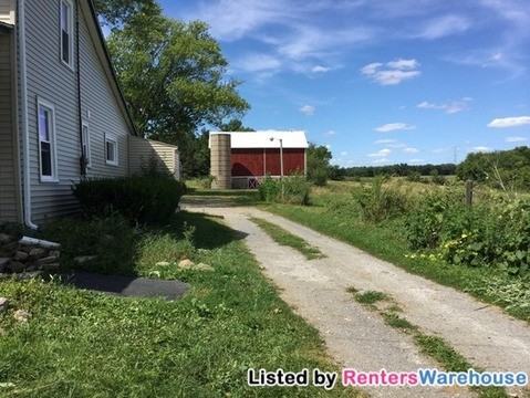 9502 W 5 Mile Rd - Photo 3 of 15