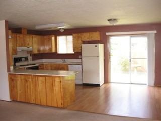 415 SE Vista Ave - Photo 2 of 7