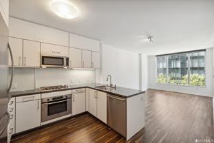 333 Main St #4C - Photo 1 of 1