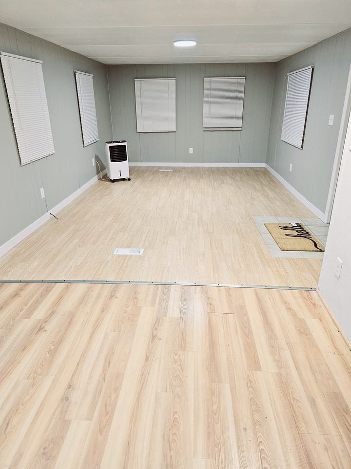 2375 E Main St - Photo 2 of 12