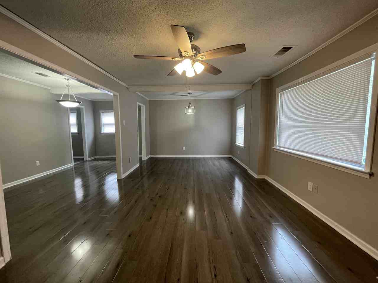 1844 Shadowlawn Blvd - Photo 3 of 9