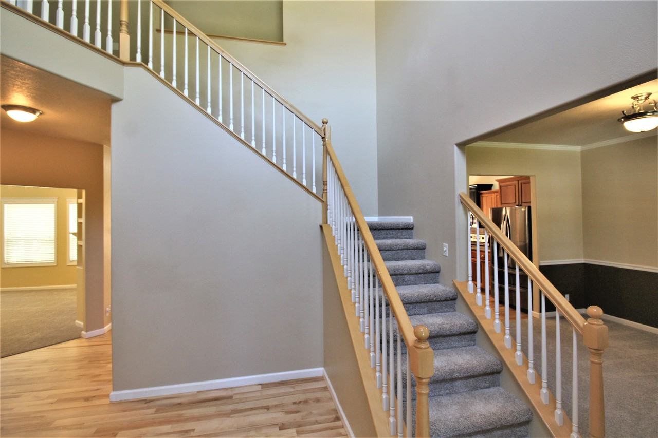 1485 E Feather Nest Dr - Photo 4 of 27