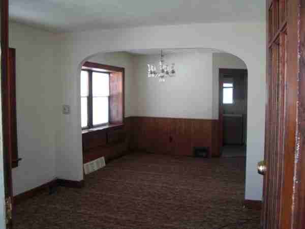 2003 Ray St - Photo 2 of 2