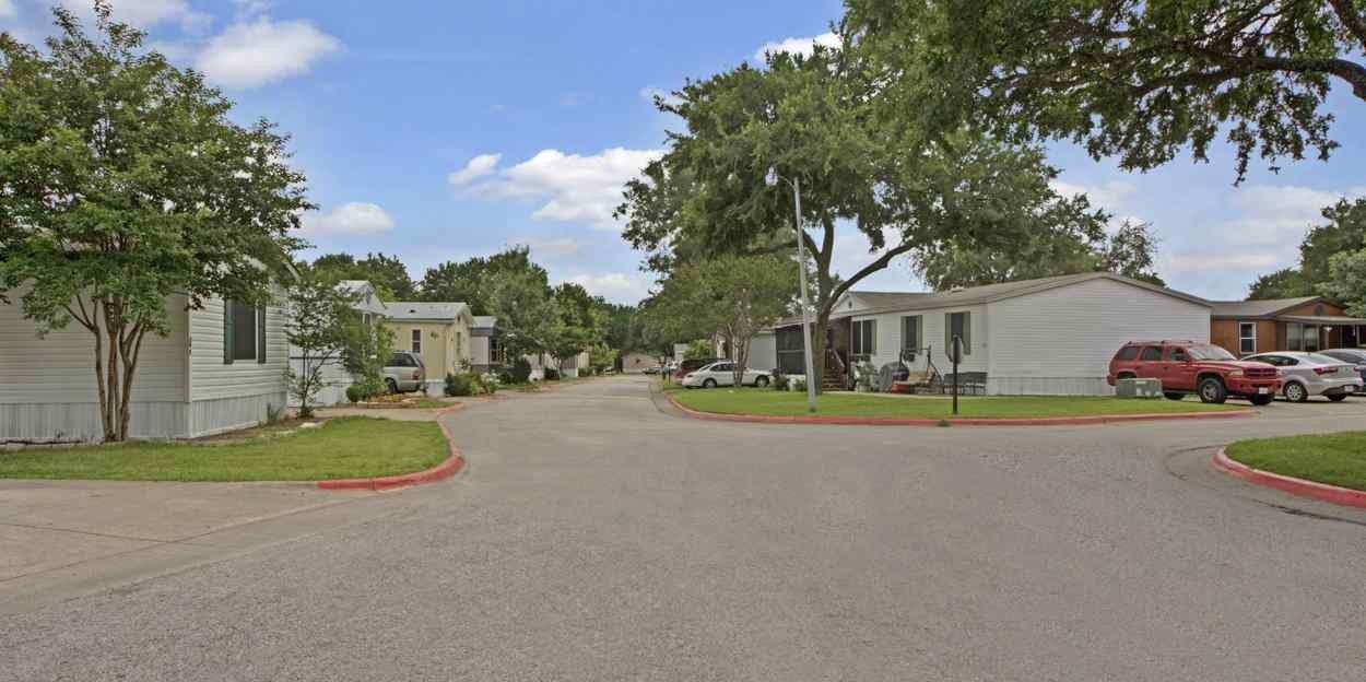 Cottonwood Grove Apartments 4500 14th St, Plano, TX 75074 Zumper