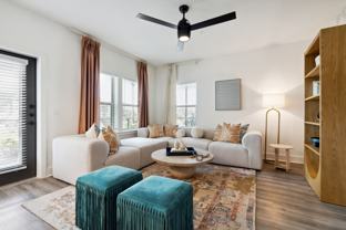 Short Term Apartments for Rent in Sarasota, FL - Furnished and