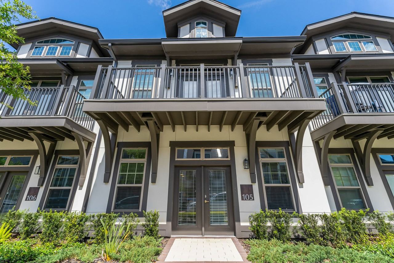 Row Waterside - Photo 4 of 20