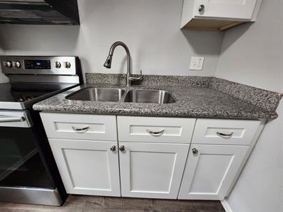 Village @ Rio Salado | 4042 S. 17th Street - Photo 3 of 11