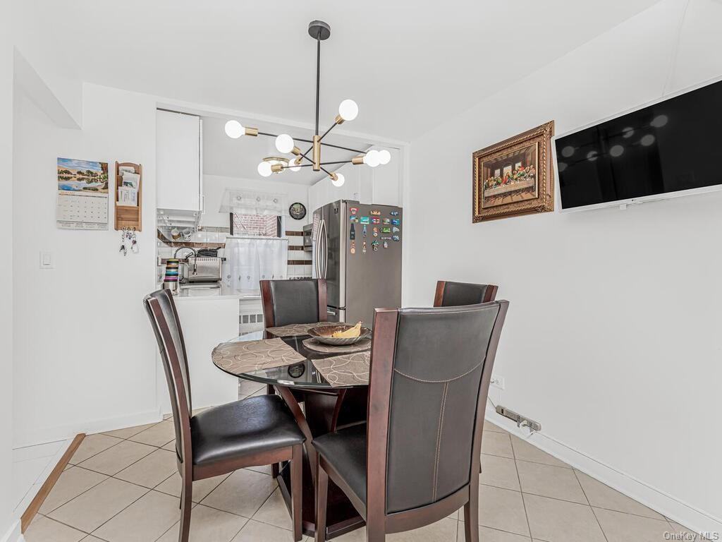 2866 Marion Ave #6J - Photo 3 of 9