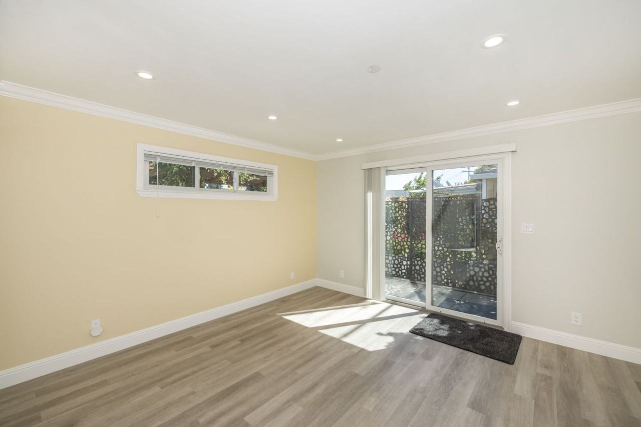 1009 South Norfolk Street #1 - Photo 3 of 24