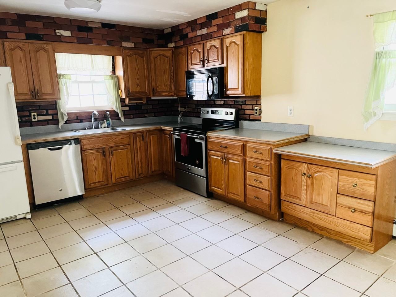 16 Nelson Place - Photo 3 of 14