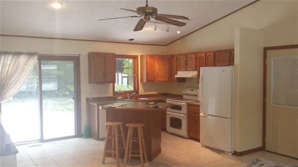 3465 Hollywood Dr - Photo 3 of 15